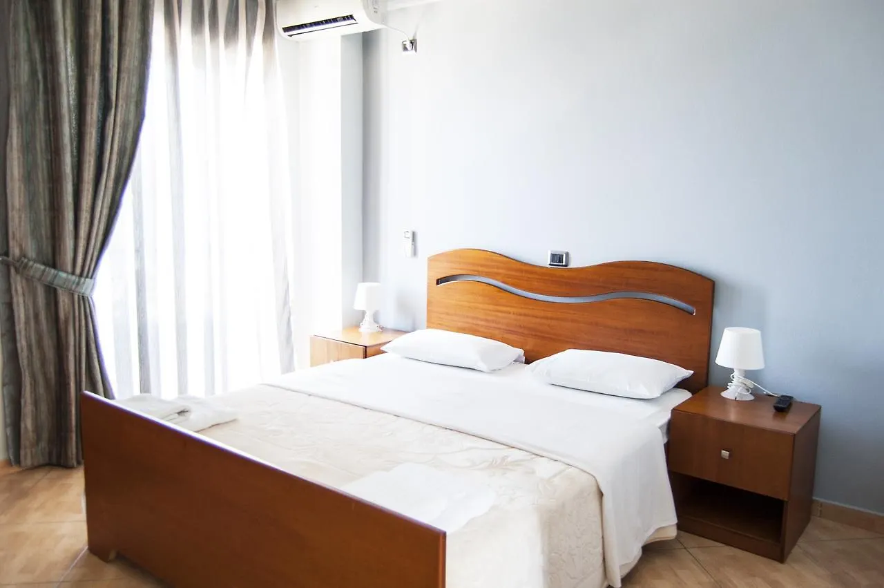 Dhima Hotel Himarë