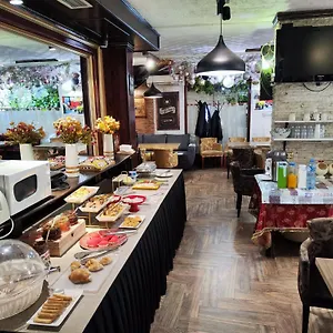 Hotel Livia Tirana